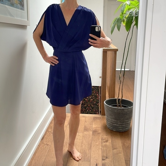 BCBGeneration blue/purple short dress with beautiful sleeves and wrap optic, S - Picture 2 of 10